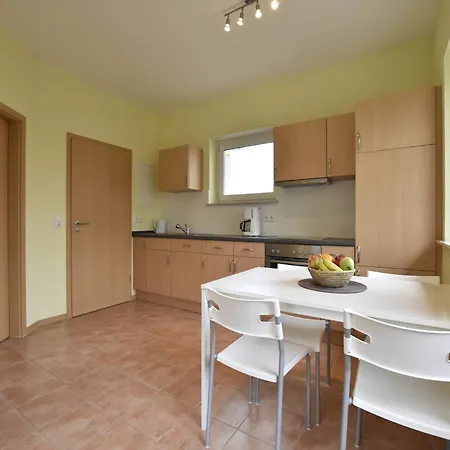 Charmantes Kuestendomizil Mit Garten In Zierow Apartmán