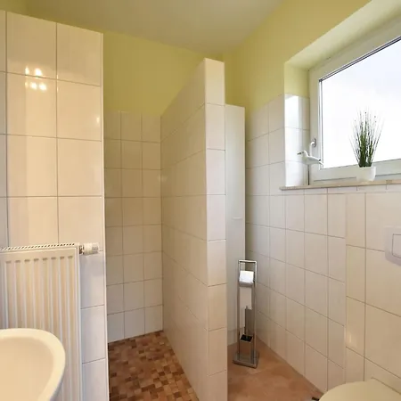 Apartmán Charmantes Kuestendomizil Mit Garten In Zierow Zierow