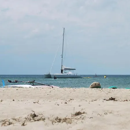 Apartamento Charming Coastal Retreat In